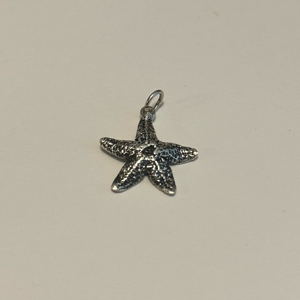 Retired James Avery StarFish Charm